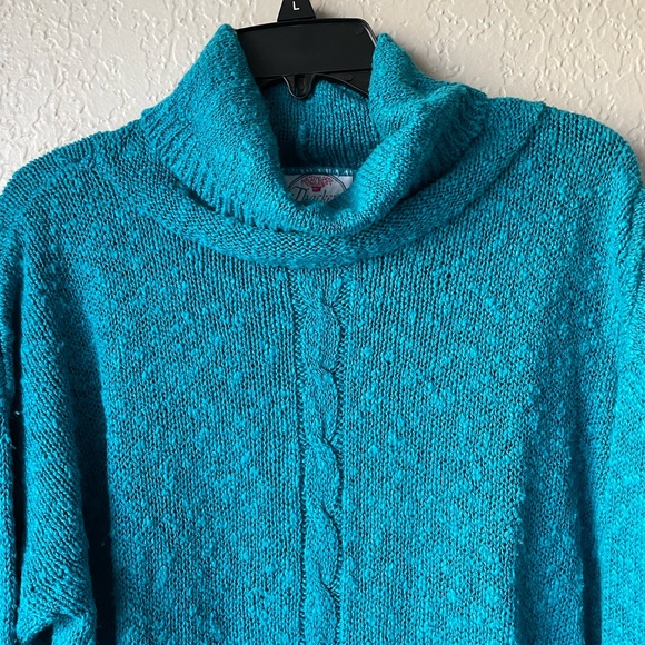 Vintage Cowl Neck Sweater - Picture 5 of 9
